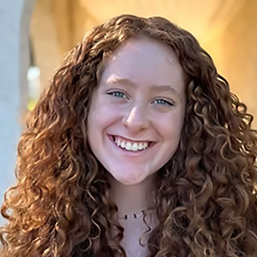 Rebecca Nacy Headshot