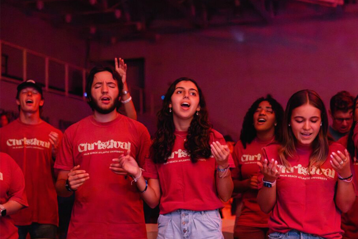 PBA students worship at Christival event