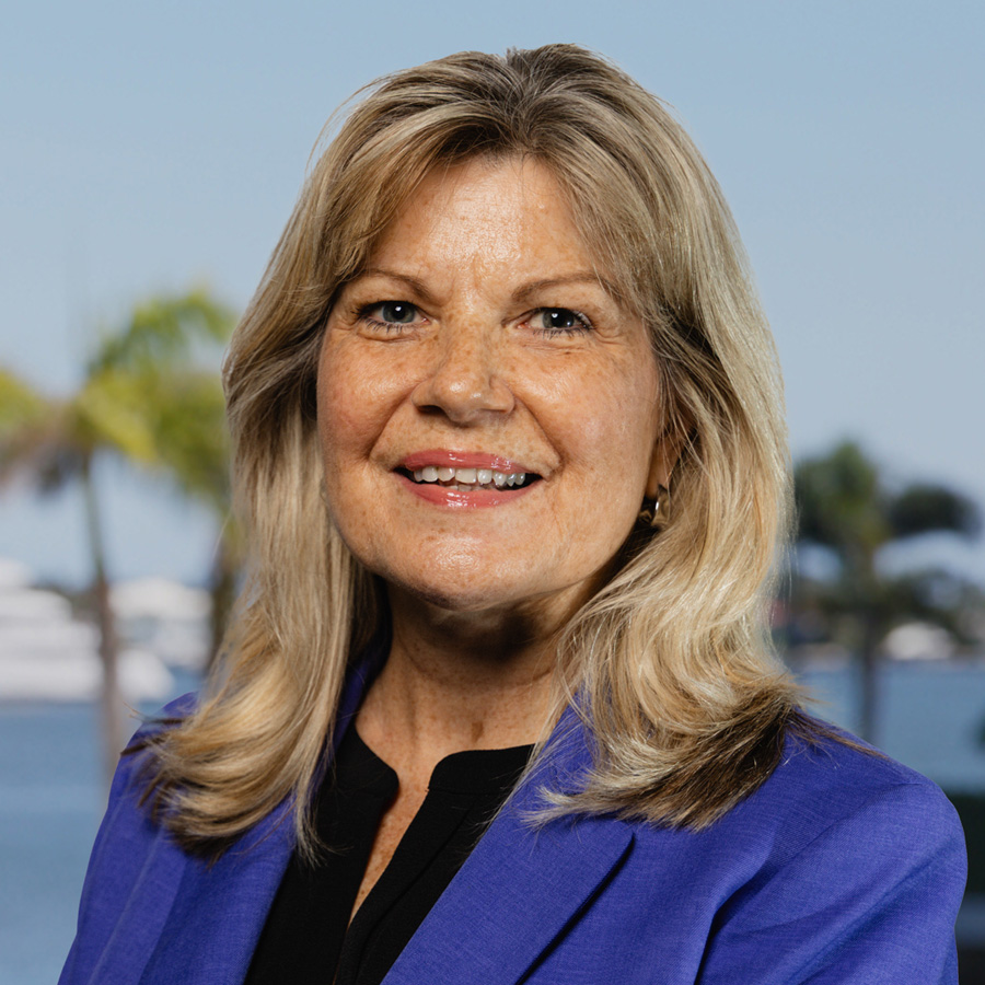 MaryAnn Andino Headshot