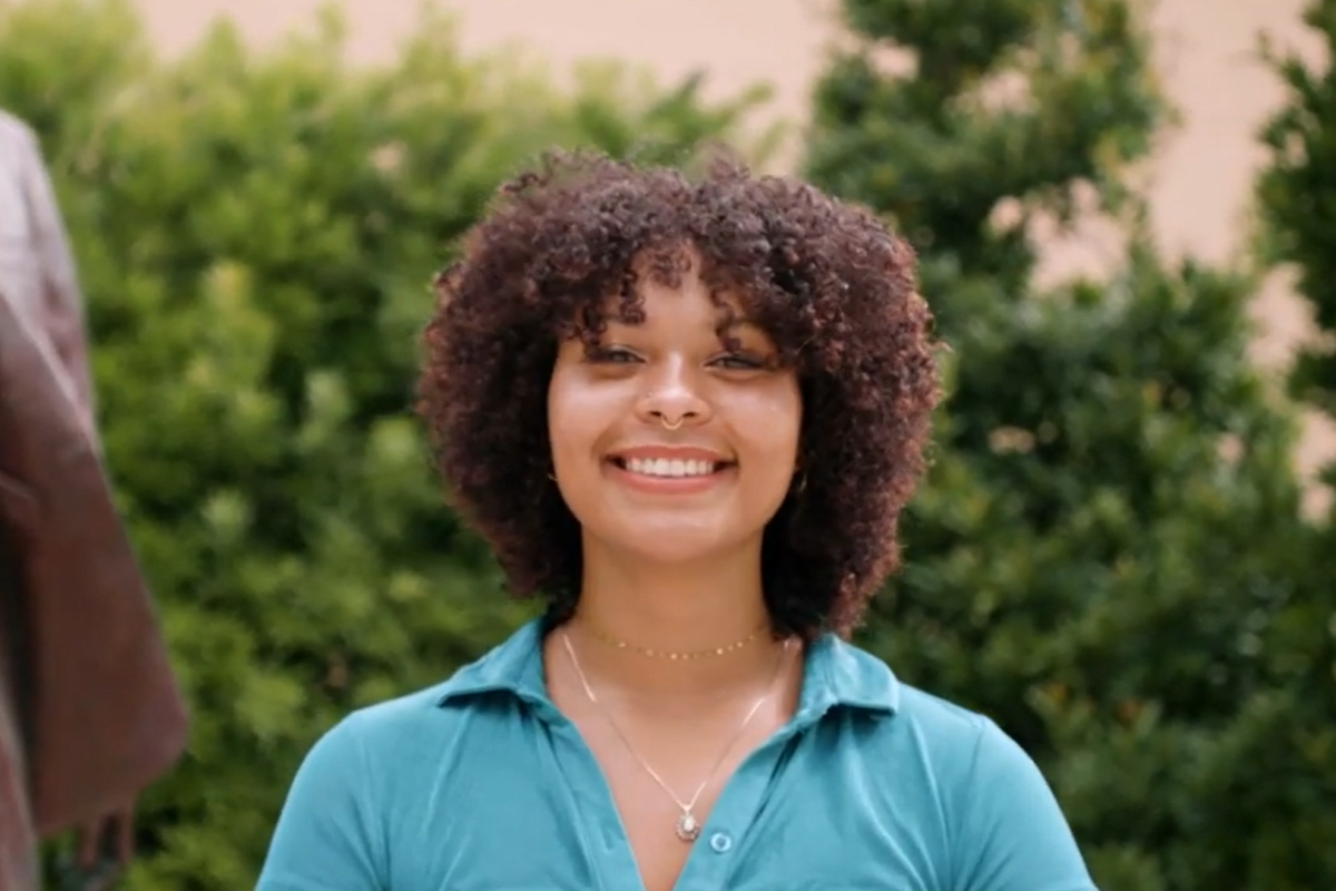 Nadia Battle Headshot