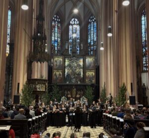 Palm Beach Atlantic University choir sings in European cathedral.