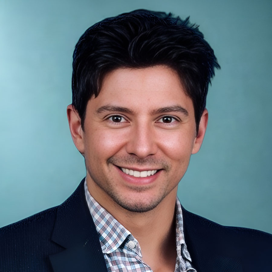 Brandon Aeur Headshot