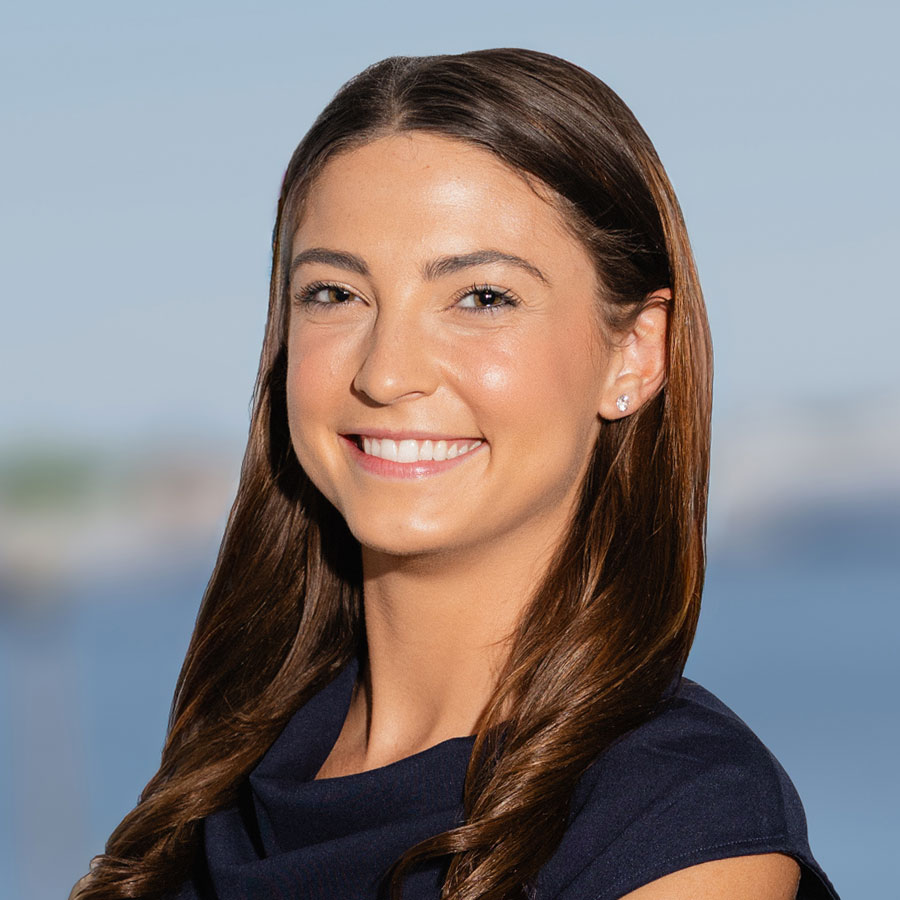 Savanna Seldes Headshot