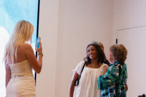Former Miss America Jackie Mayer visits PBA